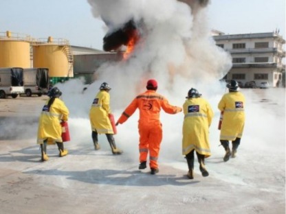 สอนวิธีดับเพลิงที่ถูกวิธี